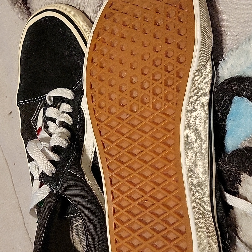 Vans used gently size 7.5 Red Rose - Picture 3 of 3